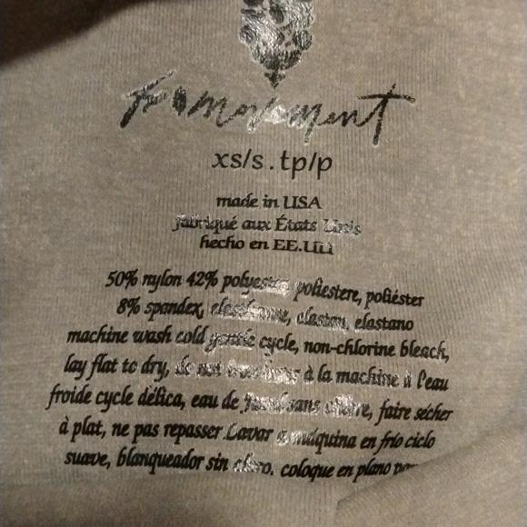 Free People Sale NWOT GOOD KARMA V NECK SZ XS SMALL Mineral Wash Gray - Picture 3 of 4